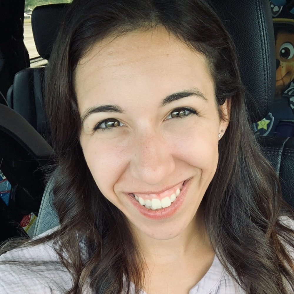 Meet your Posher, Kelli